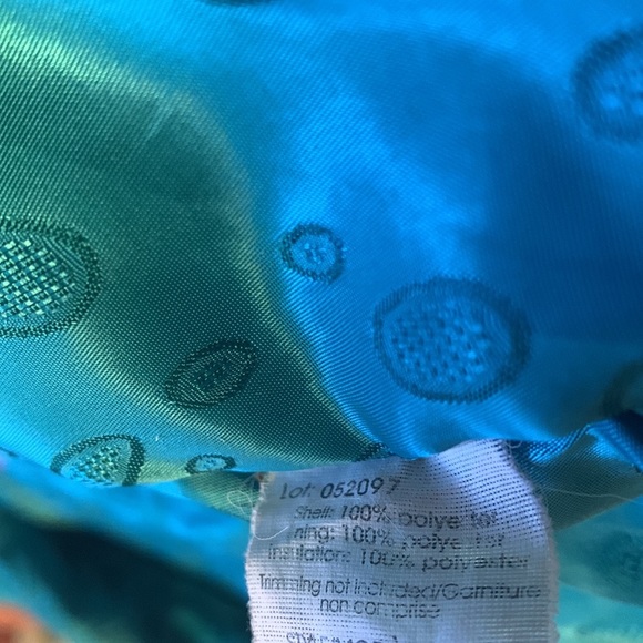 Inuk Red Vintage Inuit Parka with Faux Fur Trim - Children’s Size 6 - Picture 13 of 14